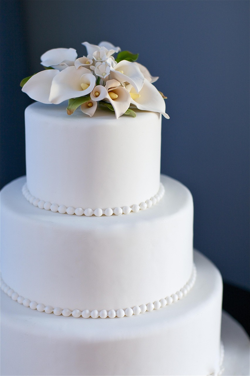Elegant Wedding Cake